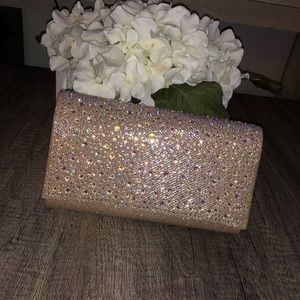 FORMAL CHAMPAGNE CLUTCH